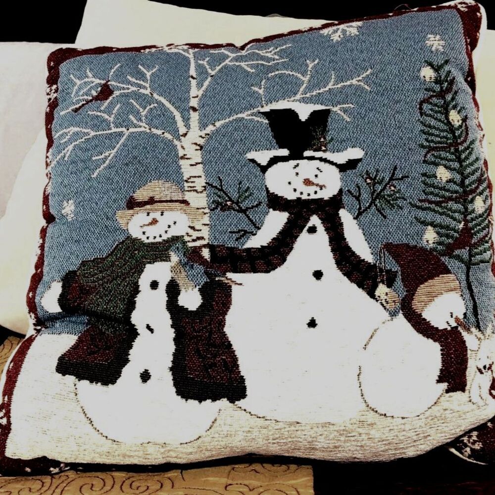 15x15 Christmas Pillow SNOWMAN FAMILY